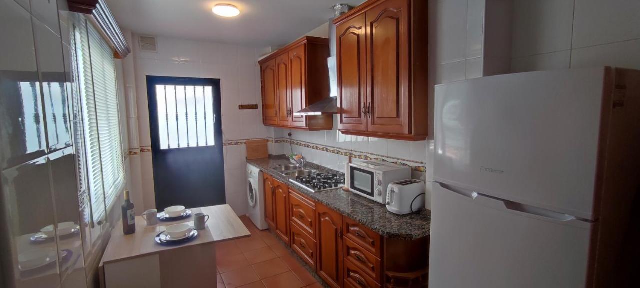 Nerja Apartamento Centro Luaran gambar