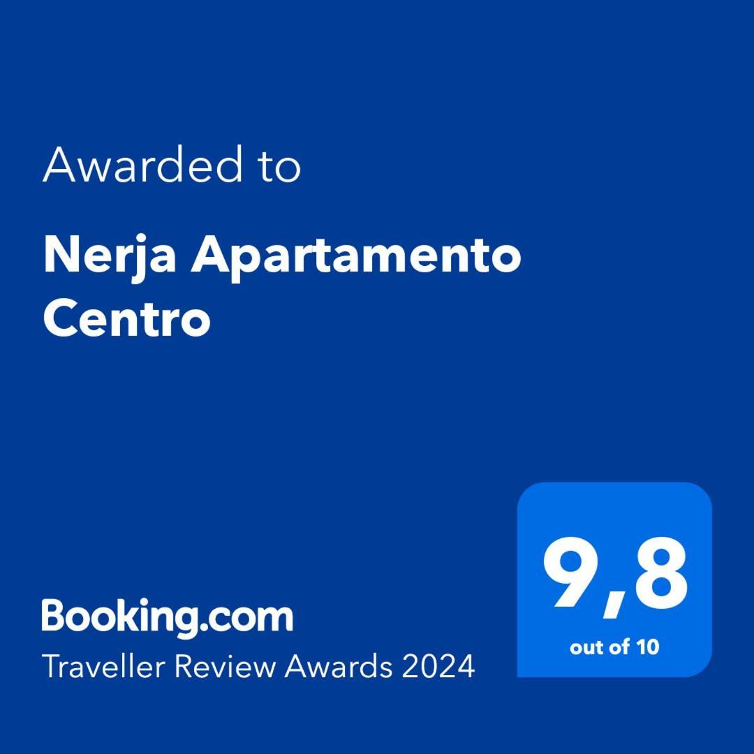 Nerja Apartamento Centro Luaran gambar